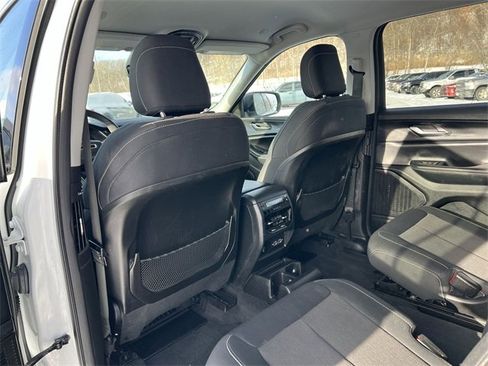 Used 2023 Jeep Grand Cherokee L Laredo w/ Luxury Tech Group I image 16