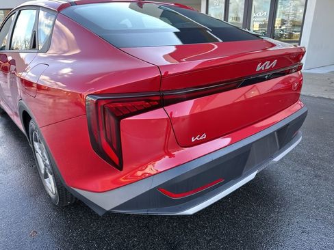Used 2025 Kia K4 FWD image 9