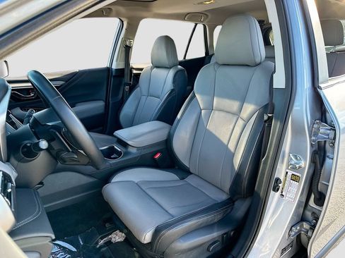 Used 2022 Subaru Outback Limited image 22