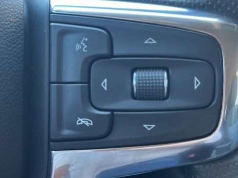 Used 2024 Chevrolet Blazer LT w/ Driver Confidence Package image 16