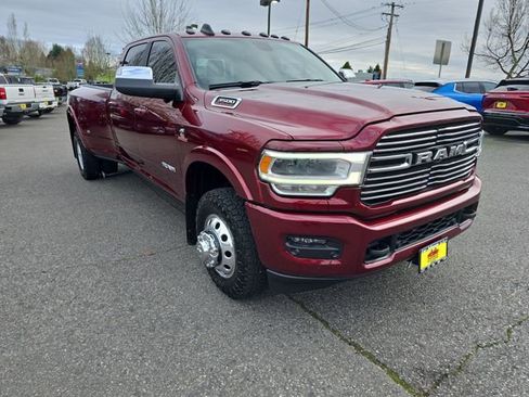 Used 2020 RAM 3500 Laramie image 8
