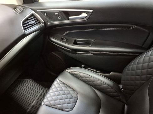 Certified 2024 Ford Edge Titanium w/ Equipment Group 301A AWD/4WD image 22