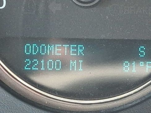 Used 2013 Chevrolet Avalanche LTZ AWD/4WD image 20