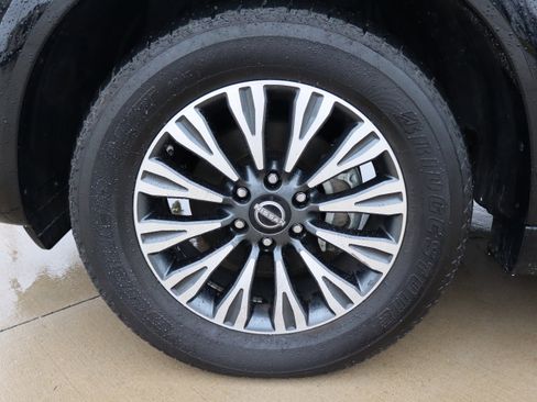 Used 2024 Nissan Armada SL w/ Midnight Edition Package image 36