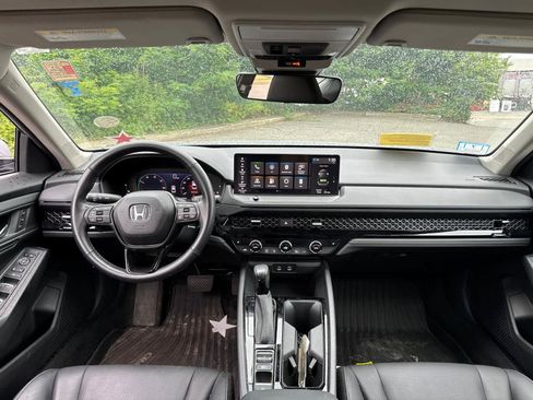 Used 2023 Honda Accord EX-L image 31