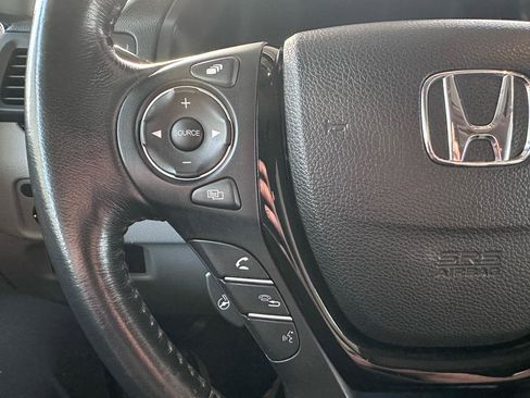 Used 2017 Honda Pilot Elite image 38