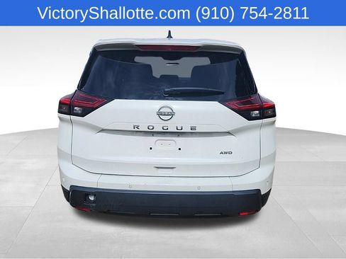 Used 2024 Nissan Rogue S AWD/4WD image 24