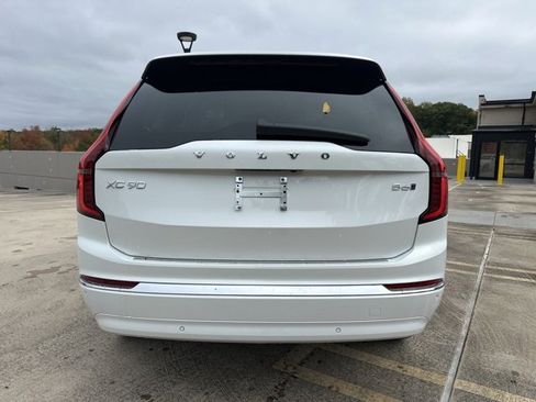 New 2026 Volvo XC90 B6 Plus w/ Protection Package Premier image 6