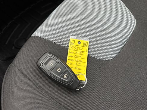 Used 2015 Ford Focus ST image 32