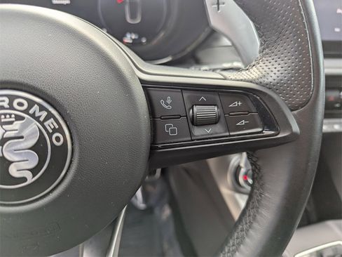 Used 2024 Alfa Romeo Tonale Ti image 26