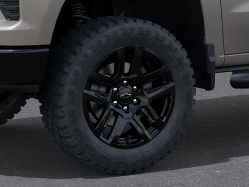 New 2026 Chevrolet Silverado 1500 Custom Trail Boss AWD/4WD image 9
