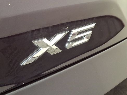 Used 2022 BMW X5 xDrive40i w/ M Sport Package AWD/4WD image 30