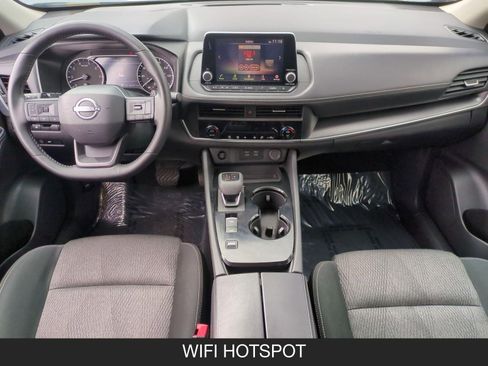 Used 2025 Nissan Rogue SV image 13