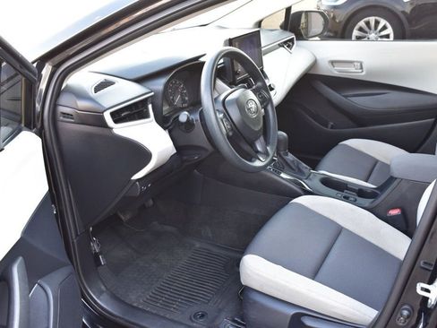 Used 2024 Toyota Corolla LE FWD image 15