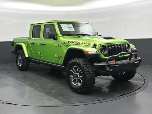 New 2026 Jeep Gladiator Mojave AWD/4WD image 1