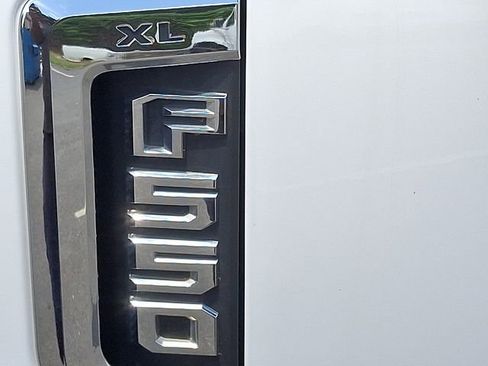 Used 2019 Ford F550 4x4 Crew Cab Super Duty image 24