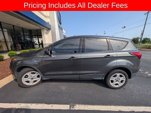 Used 2019 Ford Escape S FWD image 4