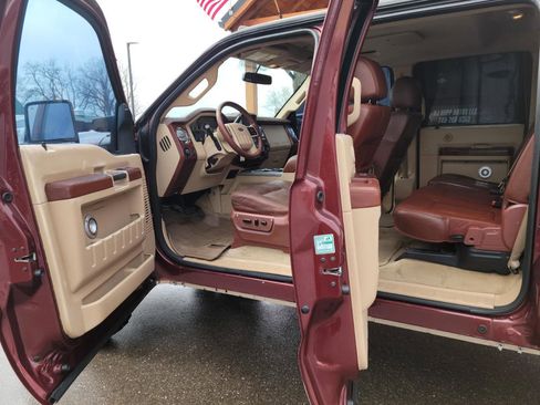 Used 2013 Ford F250 King Ranch w/ King Ranch w/Chrome Pkg image 7