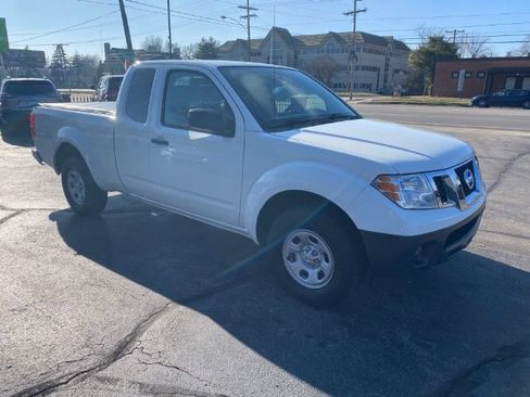 Used 2019 Nissan Frontier S image 3