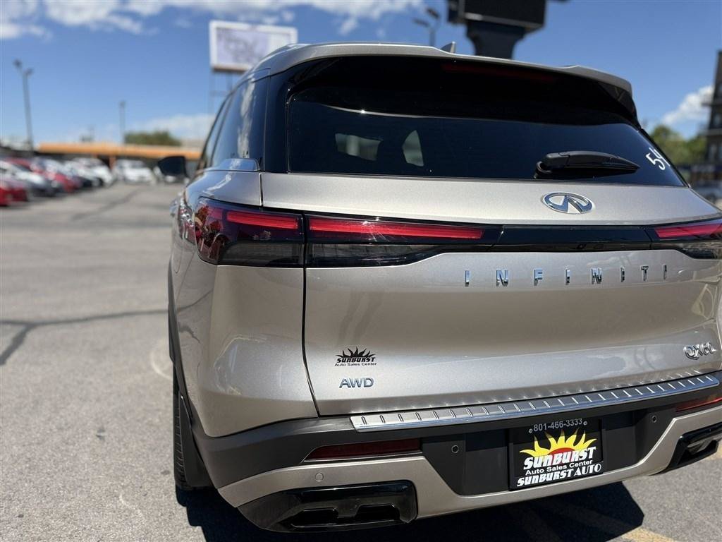 Used 2023 INFINITI QX60 Luxe w/ Vision Package AWD/4WD image 14