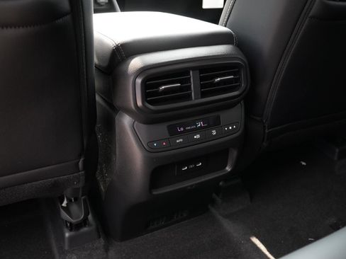 New 2025 Honda Pilot Touring image 20