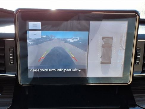 Certified 2023 Ford Explorer Limited w/ Equipment Group 301A image 20