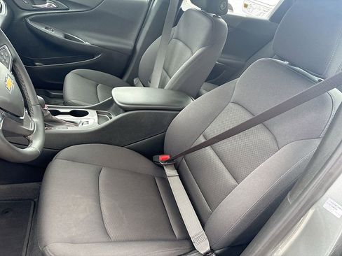 Used 2025 Chevrolet Malibu RS FWD image 20