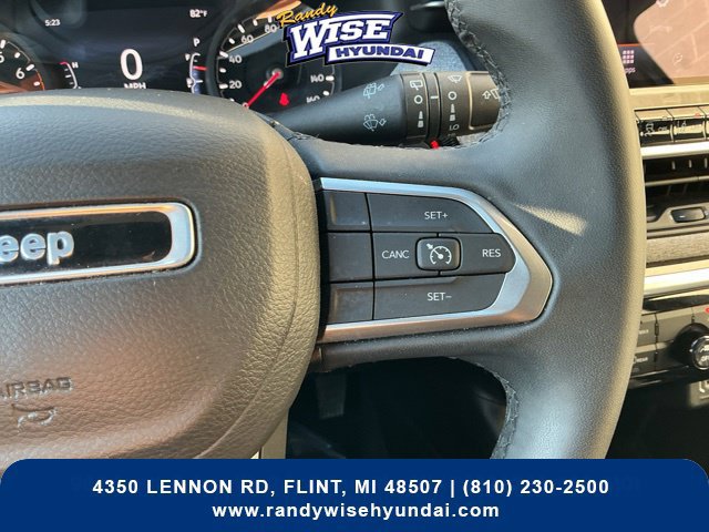 Used 2024 Jeep Compass Latitude AWD/4WD image 21