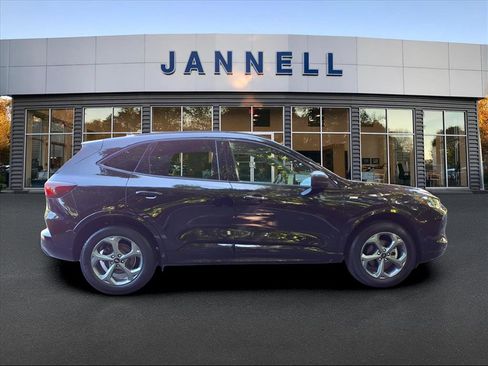 Used 2023 Ford Escape ST-Line w/ Tech Pack #1 image 4