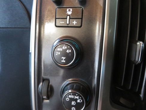 Used 2015 Chevrolet Silverado 1500 LT w/ All Star Edition image 42