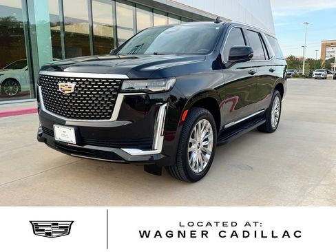 Used 2021 Cadillac Escalade Premium Luxury RWD image 1