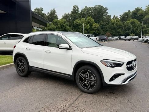 New 2026 Mercedes-Benz GLA 250 4MATIC image 3