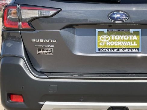 Used 2025 Subaru Outback Touring XT w/ Tech Package 2 AWD/4WD image 5