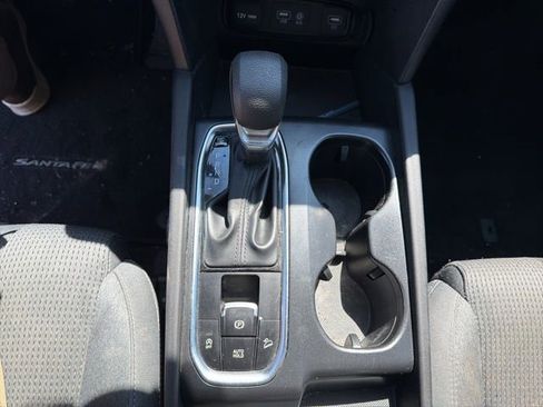Used 2019 Hyundai Santa Fe SE image 21