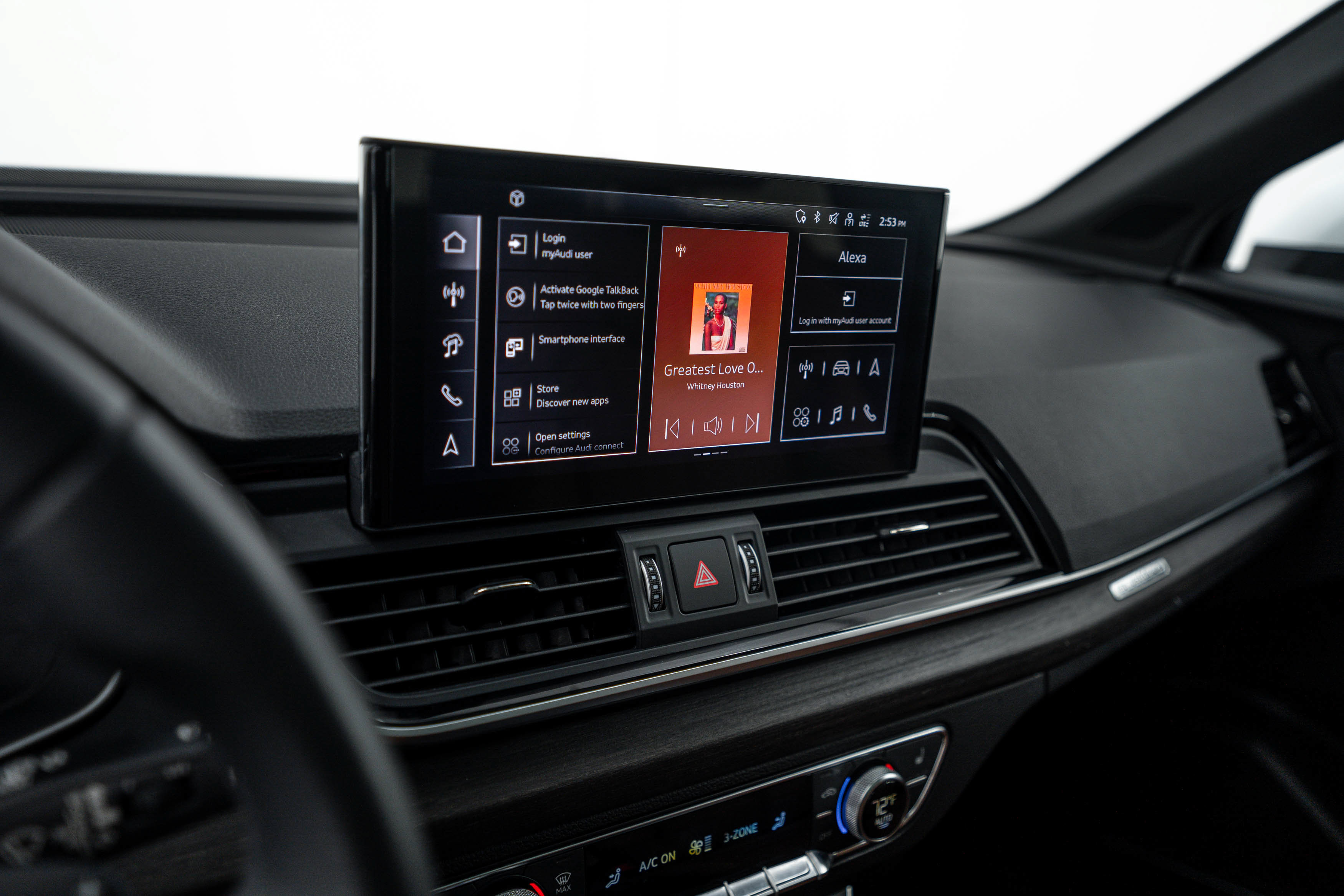 Certified 2024 Audi Q5 2.0T Premium Plus AWD/4WD image 11