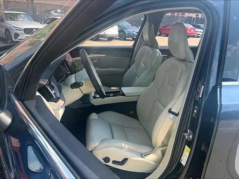 Used 2026 Volvo XC90 B6 Ultra AWD/4WD image 33