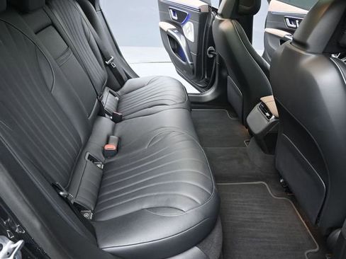 Used 2023 Mercedes-Benz EQS 450+ Sedan image 29
