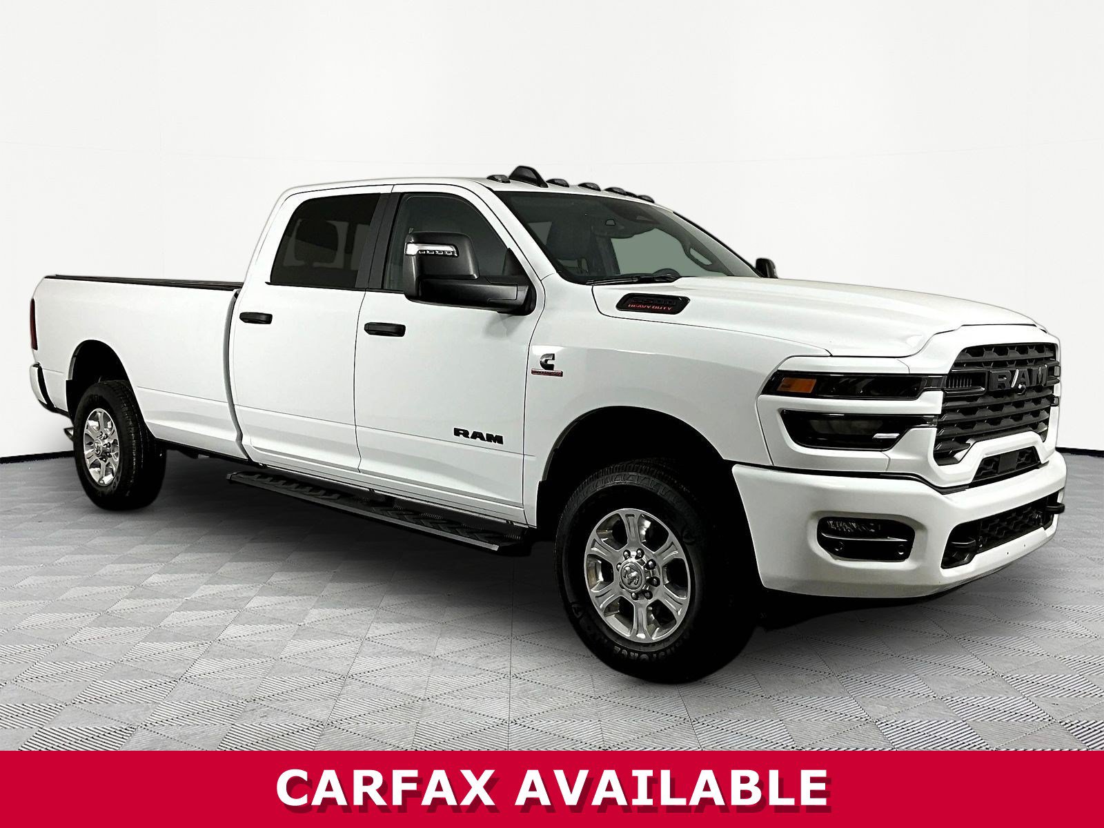 Used 2025 RAM 3500 Big Horn AWD/4WD image 3