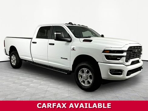 Used 2025 RAM 3500 Big Horn AWD/4WD image 3