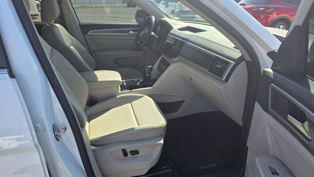 Used 2019 Volkswagen Atlas SEL FWD image 5