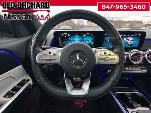 Used 2022 Mercedes-Benz GLB 250 4MATIC image 20