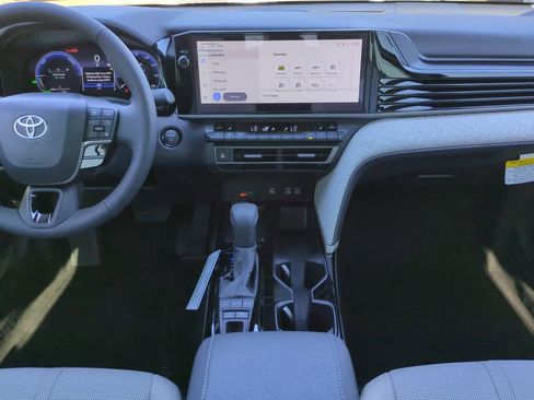 New 2026 Toyota Camry XLE FWD image 18