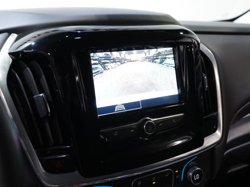 Used 2020 Chevrolet Traverse L FWD image 43