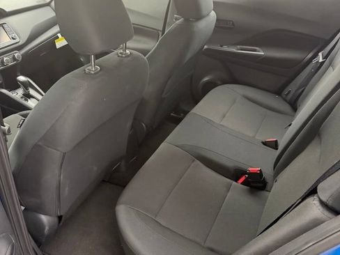 Certified 2025 Nissan Kicks Play S FWD image 8