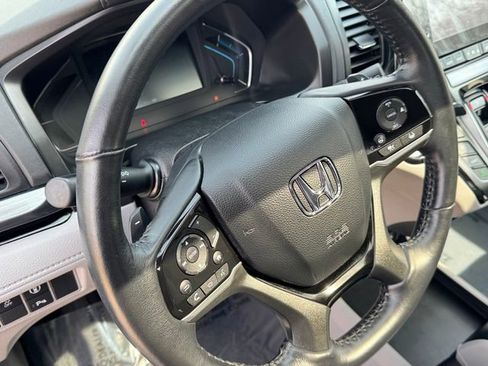 Used 2023 Honda Odyssey Elite image 15