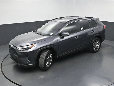 Used 2023 Toyota RAV4 XLE Premium FWD image 32