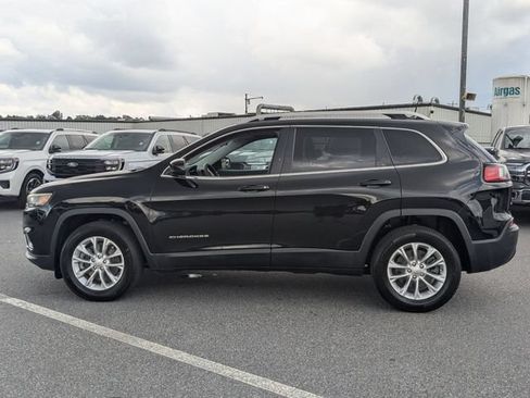 Used 2019 Jeep Cherokee Latitude w/ Popular Appearance Group AWD/4WD image 6
