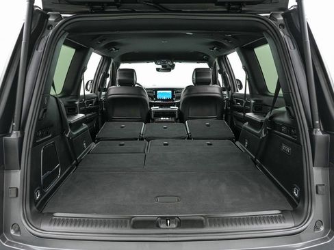 Used 2022 Jeep Wagoneer Series III image 26