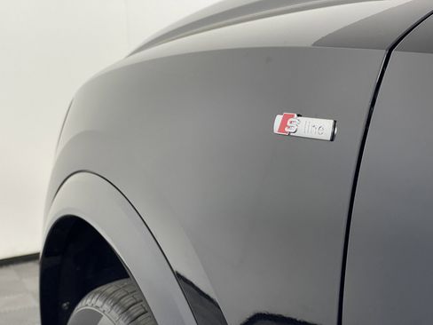 New 2025 Audi Q3 2.0T Premium image 20