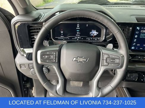 Used 2024 Chevrolet Silverado 1500 LT Trail Boss w/ Convenience Package II AWD/4WD image 11